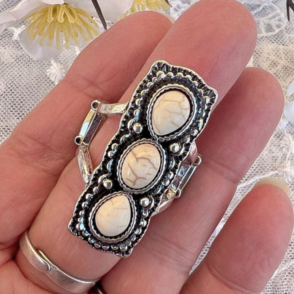 2 Southwestern Stretch Statement Rings ~9 & 9.75 Adjustable - Picture 8 of 9